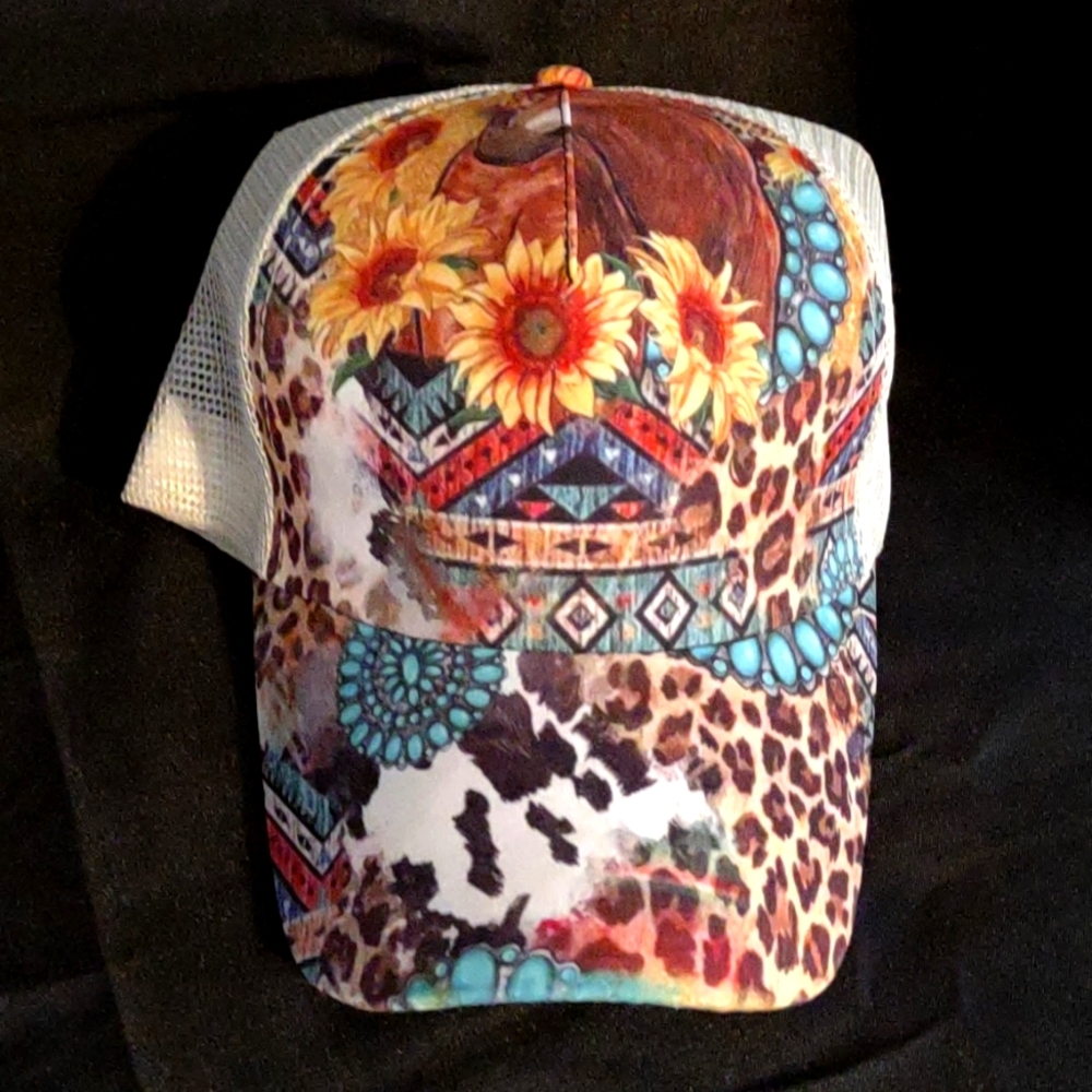 NWT Western Criss Cross Horse Ponytail Hat adjustable